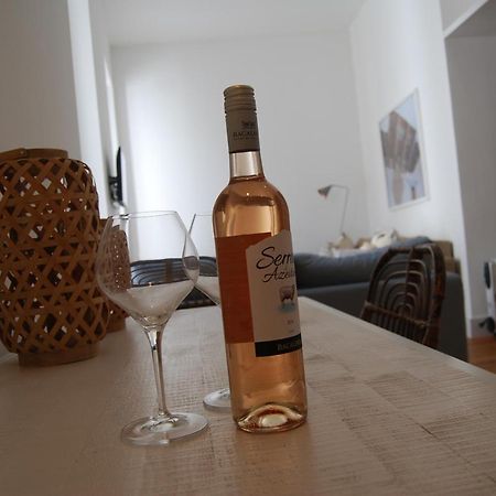 Chiado Downtown Apartment Lisbona Esterno foto