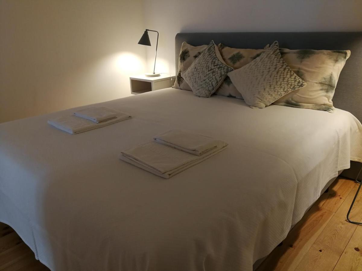 Chiado Downtown Apartment Lisbona Esterno foto