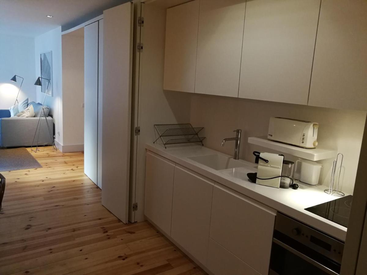 Chiado Downtown Apartment Lisbona Esterno foto
