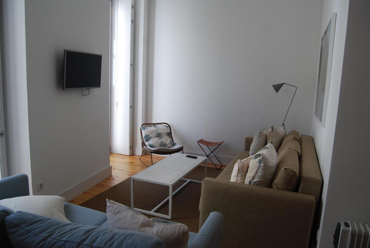 Chiado Downtown Apartment Lisbona Esterno foto