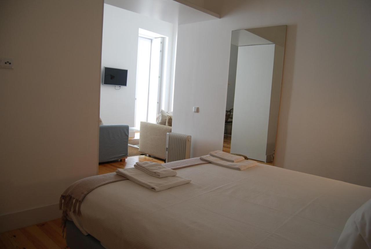 Chiado Downtown Apartment Lisbona Esterno foto
